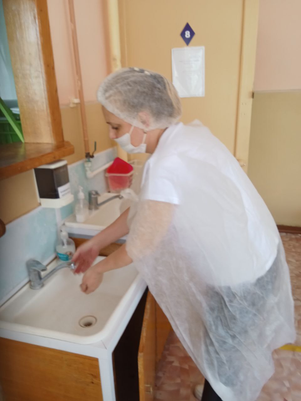 апрель апрель
