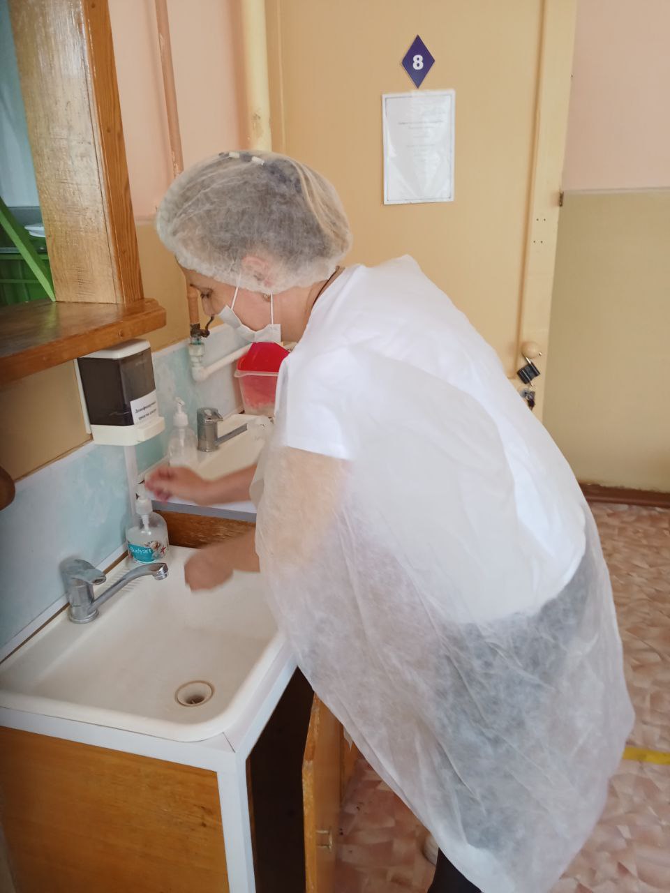 апрель апрель