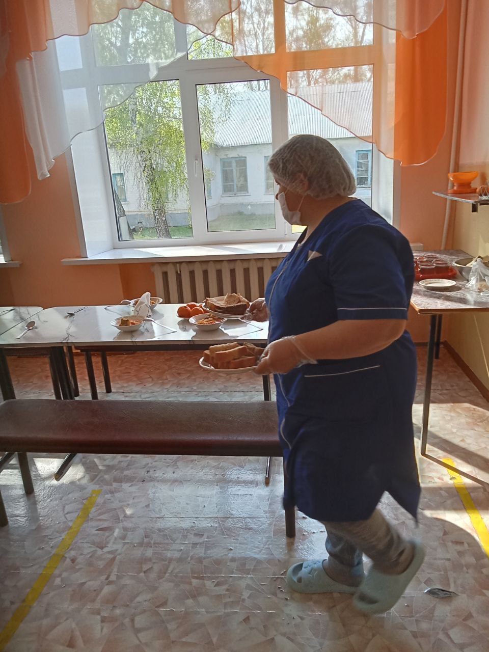 апрель апрель